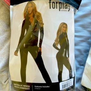 Too small for me Halloween outfit